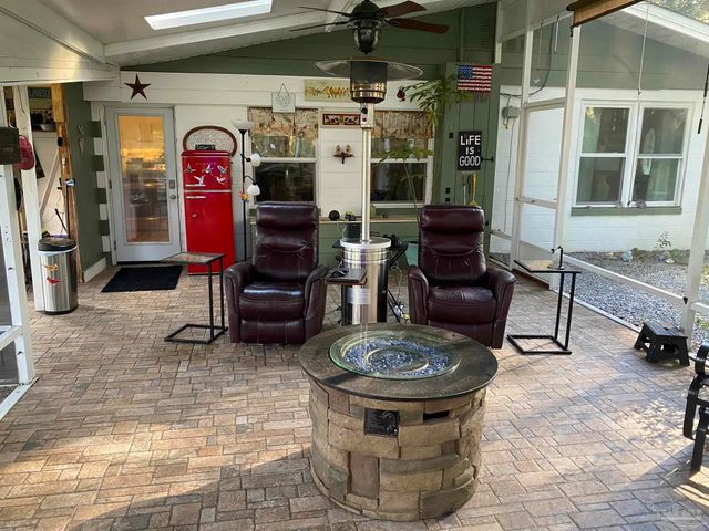 3372 Childers St, Milton, FL 32583