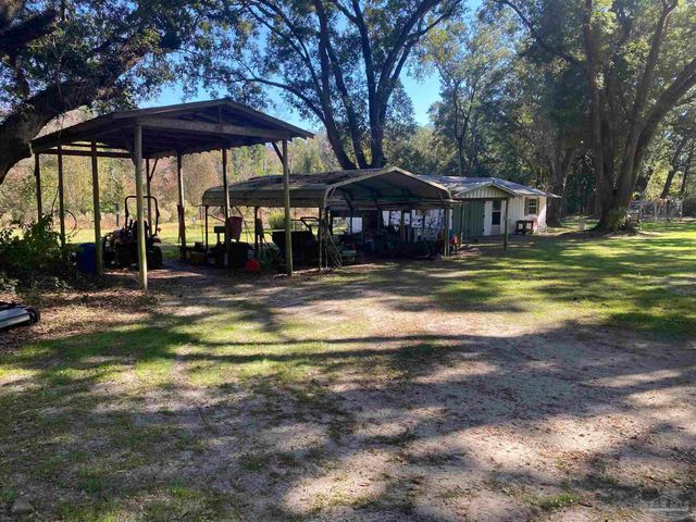 3372 Childers St, Milton, FL 32583