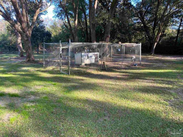 3372 Childers St, Milton, FL 32583