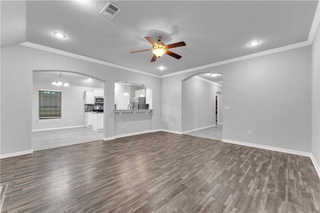 407 W Gillian Avenue, Rogers, AR 72758