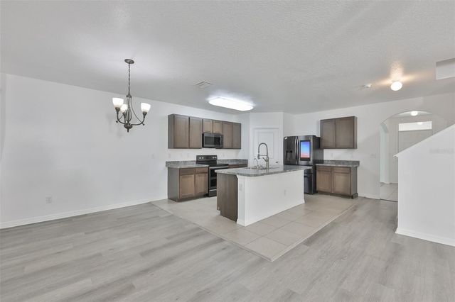 5461 MAGDALENE WAY, Zephyrhills, FL 33541