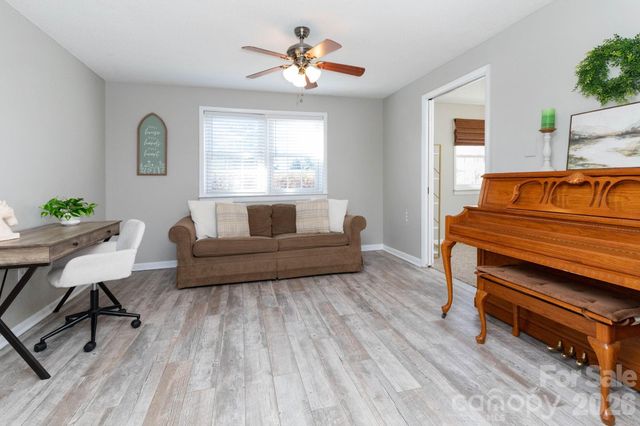 143 Devonwood Drive, Marion, NC 28752