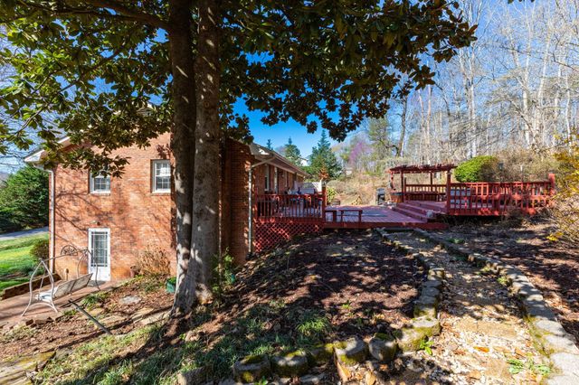 143 Devonwood Drive, Marion, NC 28752