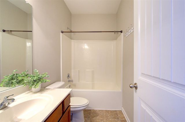 10 Harwick Court, Easley, SC 29642