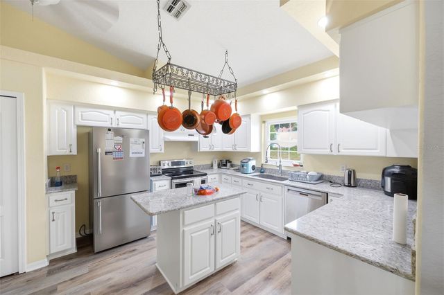 10154 SPRING HILL DRIVE, Spring Hill, FL 34608