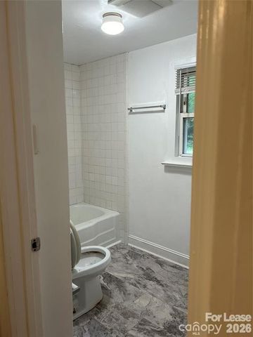 1222 Log Cabin Road, Charlotte, NC 28213