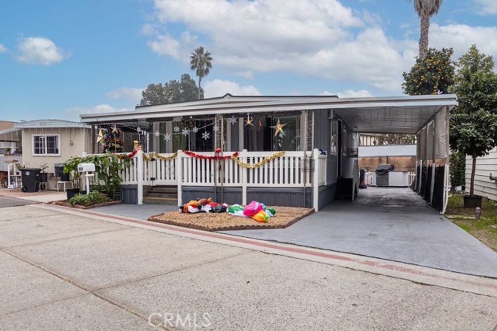 104 Balboa, Tustin, CA 92780