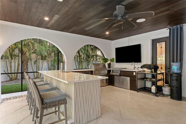 4007 W HORATIO STREET, Tampa, FL 33609