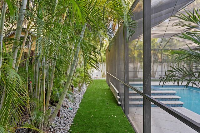 4007 W HORATIO STREET, Tampa, FL 33609