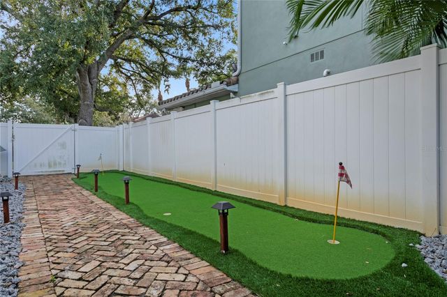 4007 W HORATIO STREET, Tampa, FL 33609