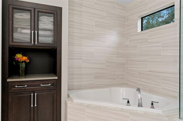 4007 W HORATIO STREET, Tampa, FL 33609