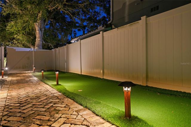 4007 W HORATIO STREET, Tampa, FL 33609