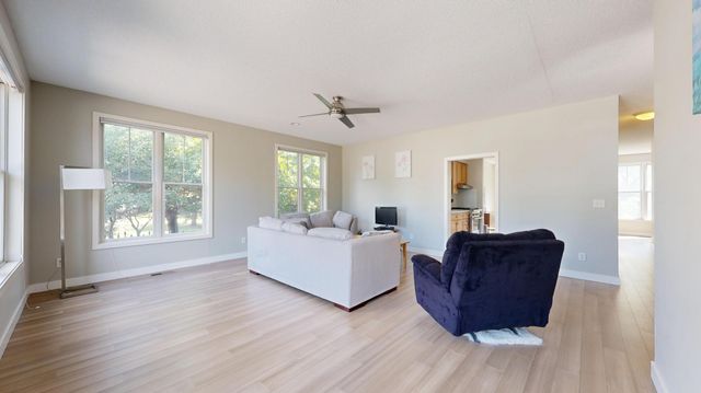 584 Payne Avenue, Saint Paul, MN 55130