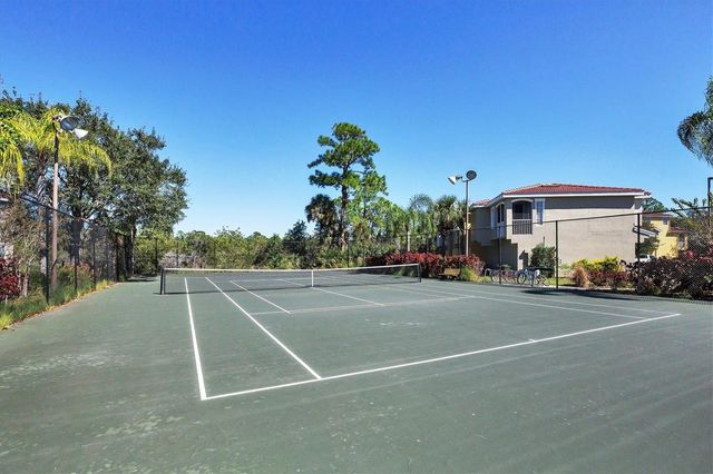 5001 BARALDI CIRCLE 22-209, Sarasota, FL 34235