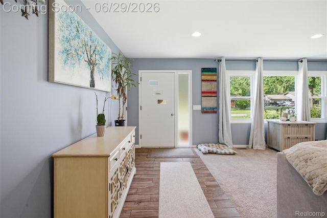 31620 Bobrich Street, Livonia, MI 48152