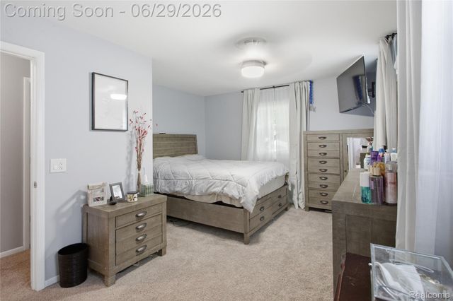 31620 Bobrich Street, Livonia, MI 48152