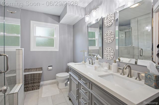 31620 Bobrich Street, Livonia, MI 48152