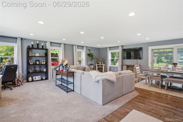 31620 Bobrich Street, Livonia, MI 48152