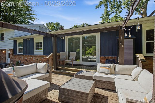 31620 Bobrich Street, Livonia, MI 48152
