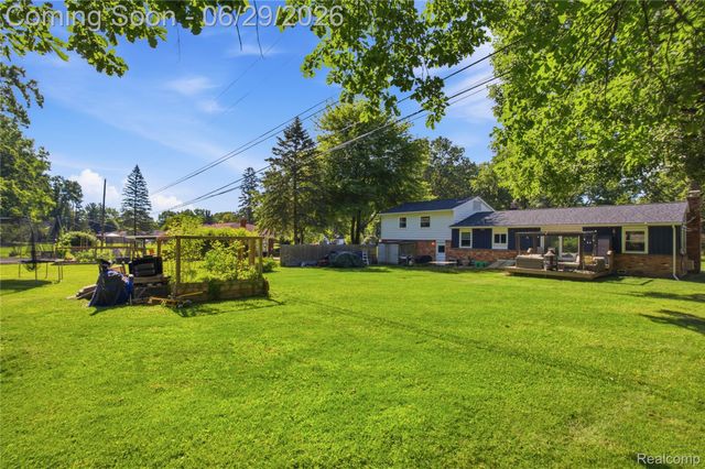 31620 Bobrich Street, Livonia, MI 48152