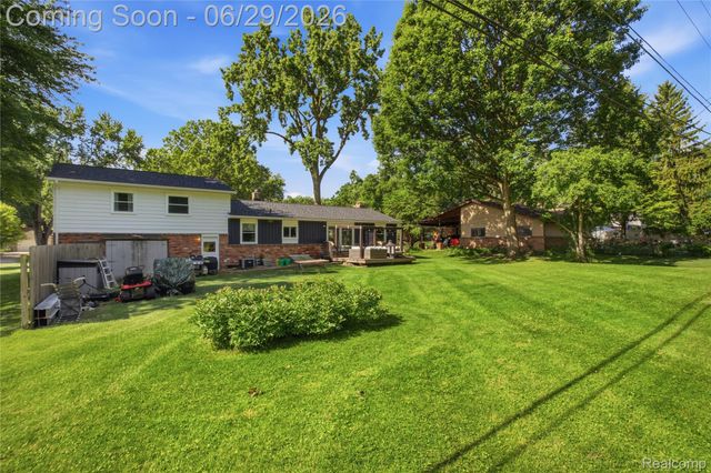 31620 Bobrich Street, Livonia, MI 48152