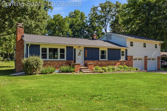 31620 Bobrich Street, Livonia, MI 48152