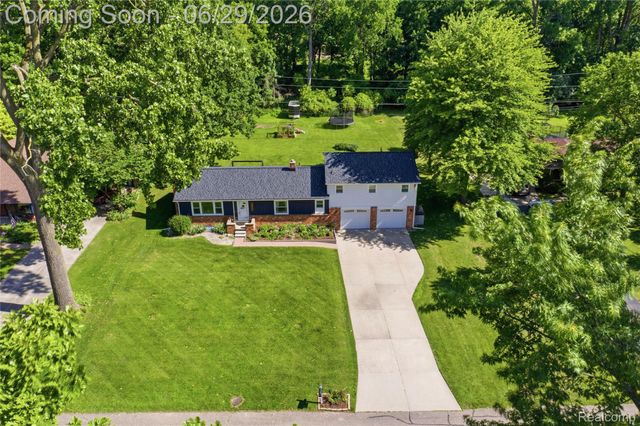 31620 Bobrich Street, Livonia, MI 48152