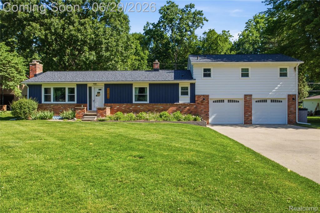 31620 Bobrich Street, Livonia, MI 48152
