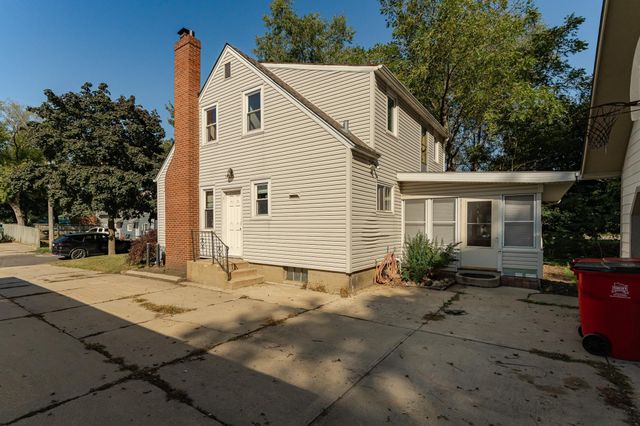 412 12th Avenue SE, Rochester, MN 55904