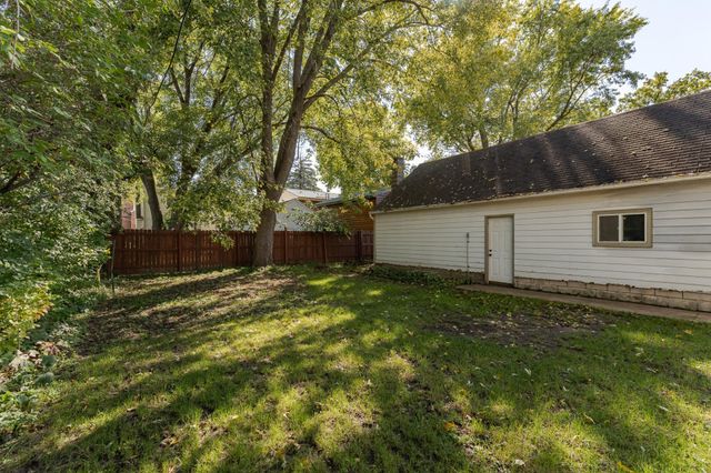 412 12th Avenue SE, Rochester, MN 55904