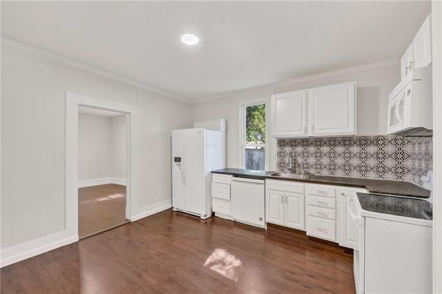 435 Ford Avenue, Liberty, MO 64068