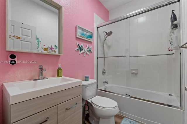 3436 W 90th Street, Hialeah, FL 33018