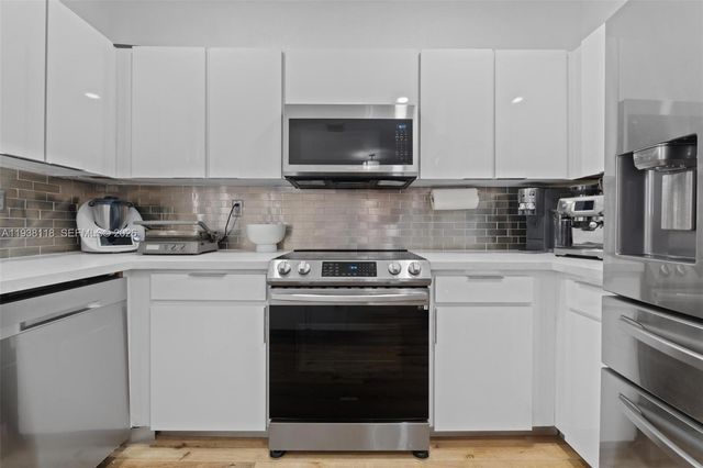 3436 W 90th Street, Hialeah, FL 33018