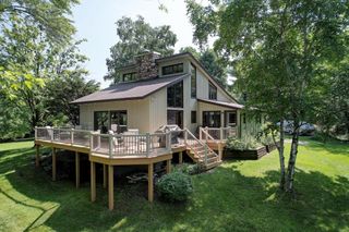 W332S3829 Lilac COURT, Dousman, WI 53118