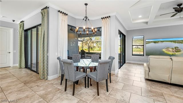 8591 Maggiore CT, Naples, FL 34114