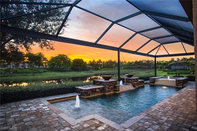 8591 Maggiore CT, Naples, FL 34114