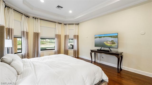 8591 Maggiore CT, Naples, FL 34114