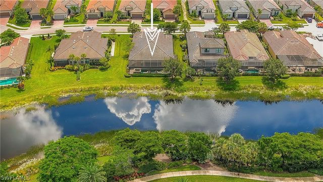 8591 Maggiore CT, Naples, FL 34114