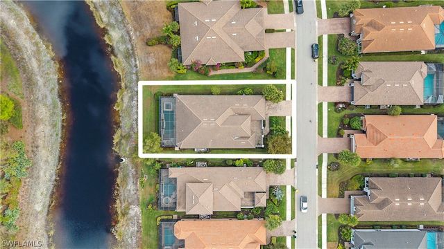 8591 Maggiore CT, Naples, FL 34114