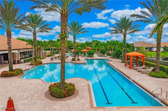 8591 Maggiore CT, Naples, FL 34114