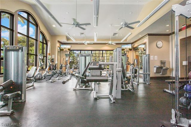 8591 Maggiore CT, Naples, FL 34114