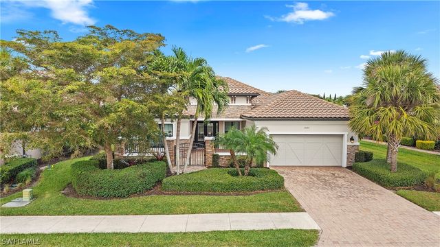 8591 Maggiore CT, Naples, FL 34114
