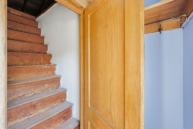 16 Ravenna Rd, Boston, MA 02132