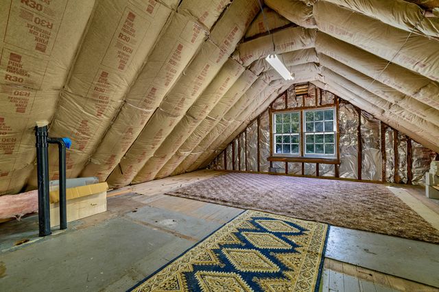 24 West Mystic Avenue, Groton, CT 06355