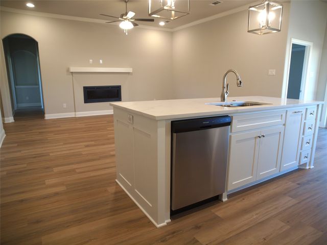 725 Raylan Street, Springtown, TX 76082