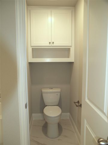 725 Raylan Street, Springtown, TX 76082
