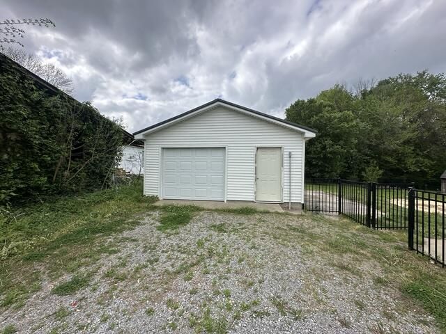 4557 Hendron Road, Paducah, KY 42003
