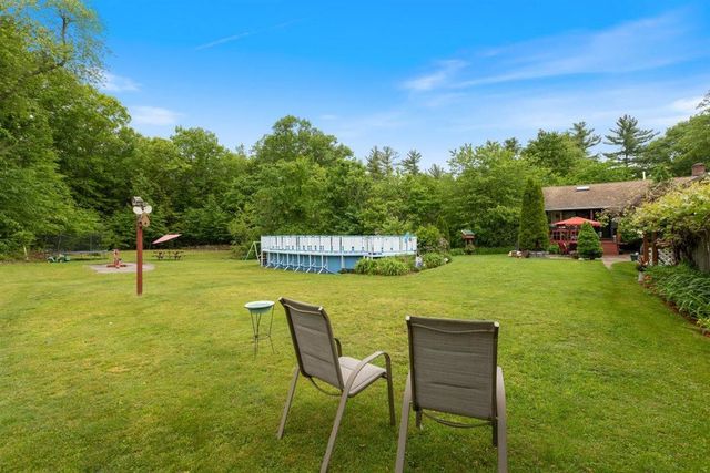 42 Brown Hill Road, Hampstead, NH 03826