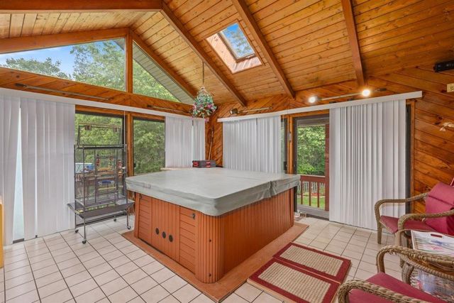 42 Brown Hill Road, Hampstead, NH 03826