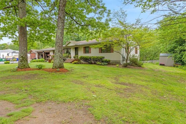42 Brown Hill Road, Hampstead, NH 03826
